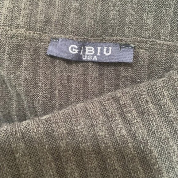 Women's Green Dress - Picture 2 of 2